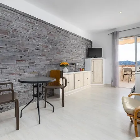 La Casita De Hugo * Nerja